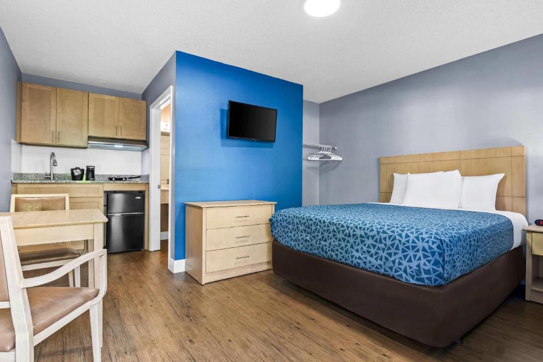 Photo of Bedroom in Stuart