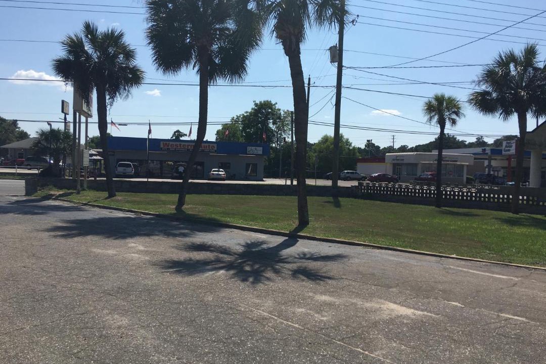 Photo of Others in Marianna
