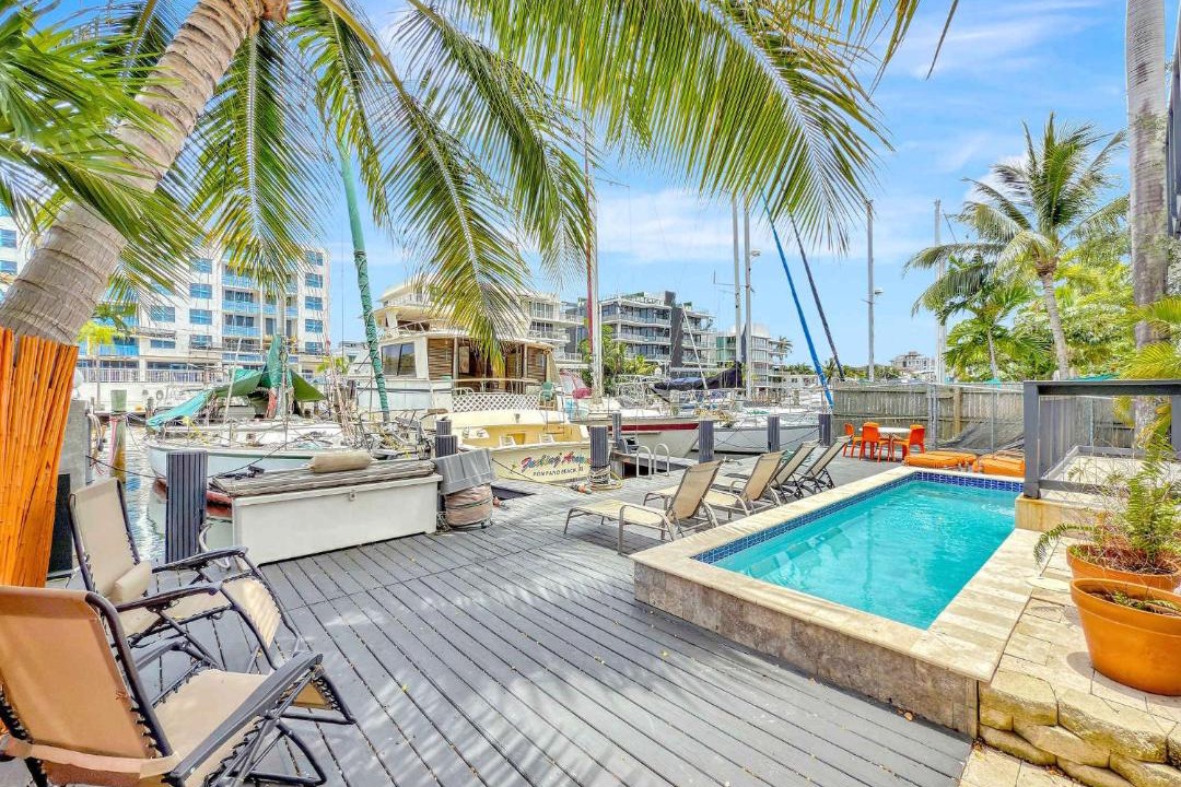 Photo of Patio Balcony in Hendricks and Venice Isles