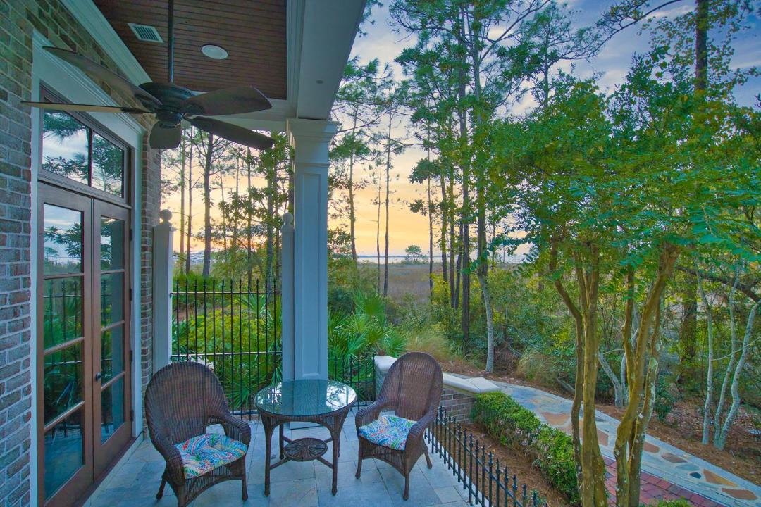 Photo of Patio Balcony in Baytowne Wharf