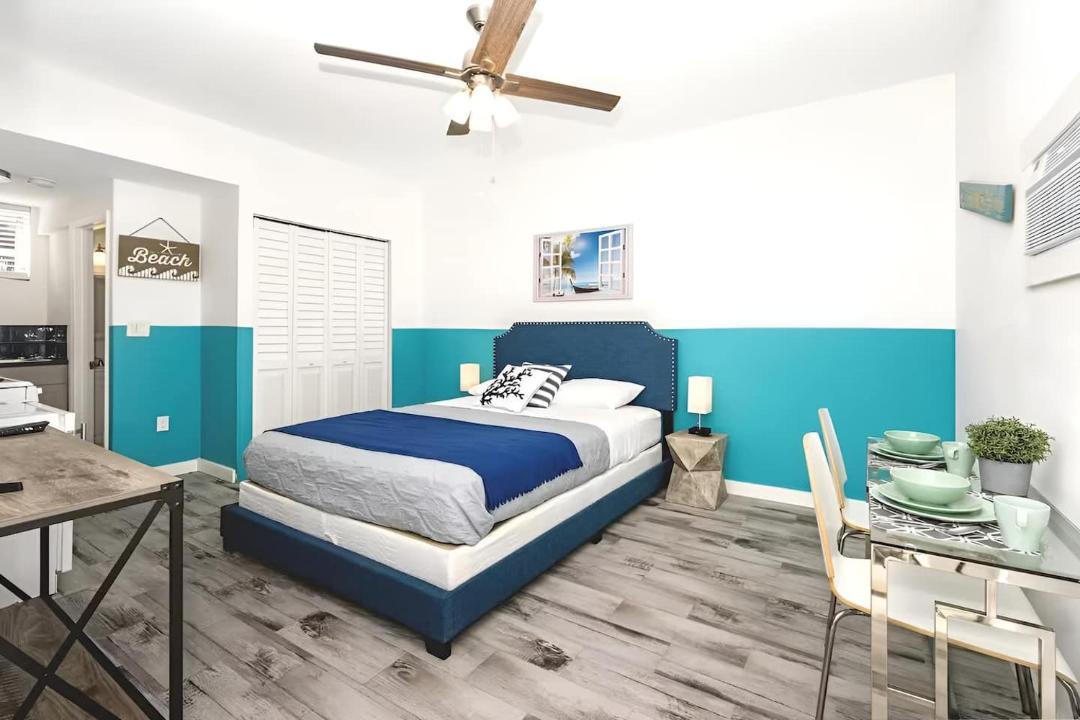 Photo of Bedroom in South Lake