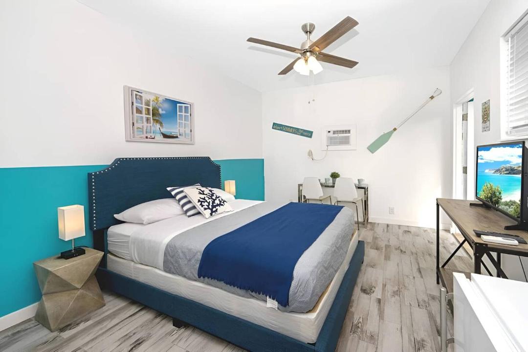 Photo of Bedroom in South Lake