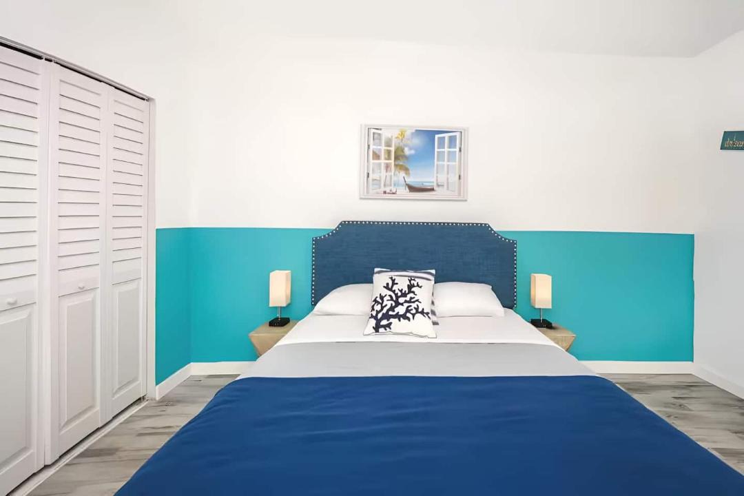 Photo of Bedroom in South Lake