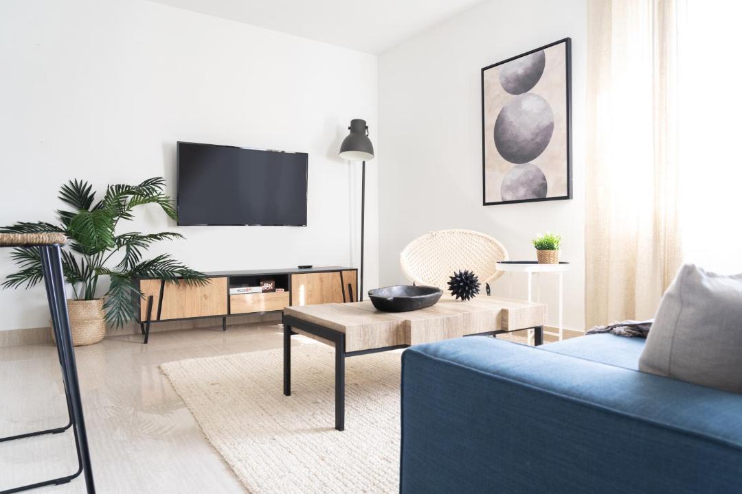 Photo of Livingroom in South of Fifth