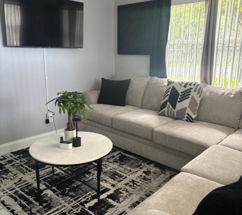 Photo of Livingroom in West Little River