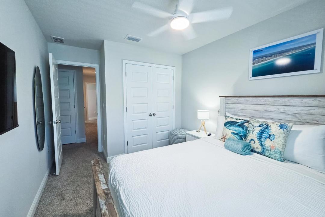 Photo of Bedroom in Gulf Breeze
