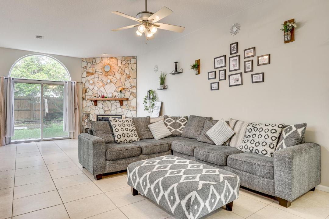 Photo of Livingroom in Southside
