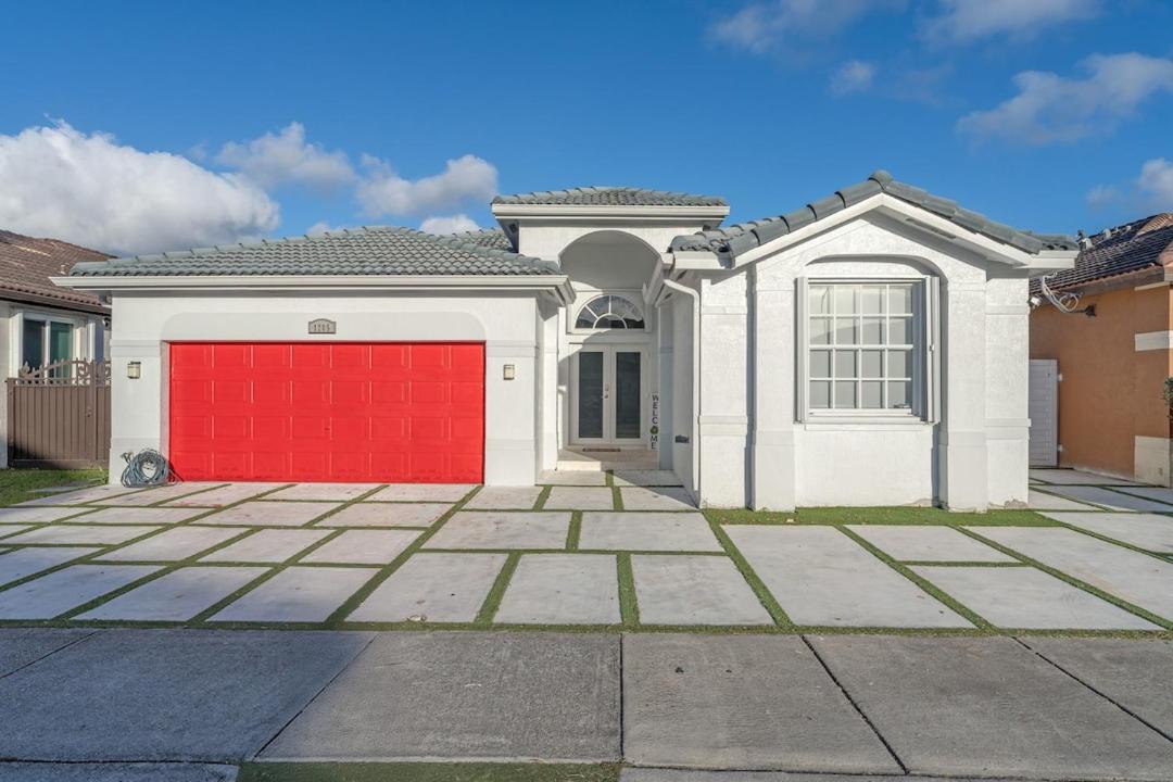 Photo of Others in Tamiami