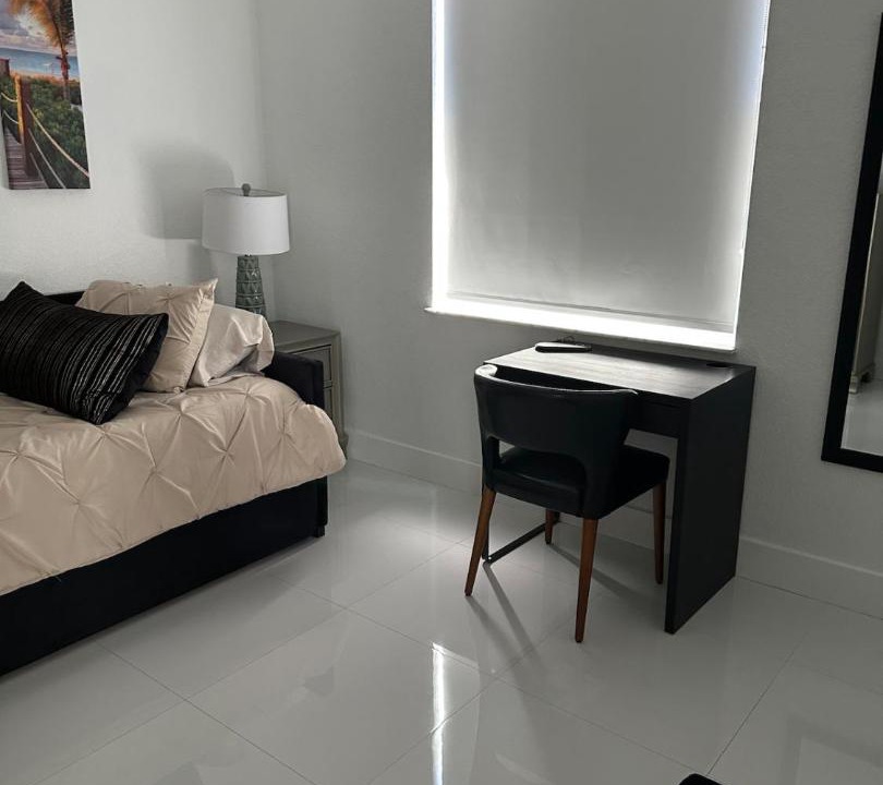 Photo of Bedroom in Tamiami