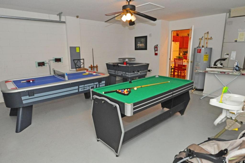 Photo of Livingroom in Four Corners
