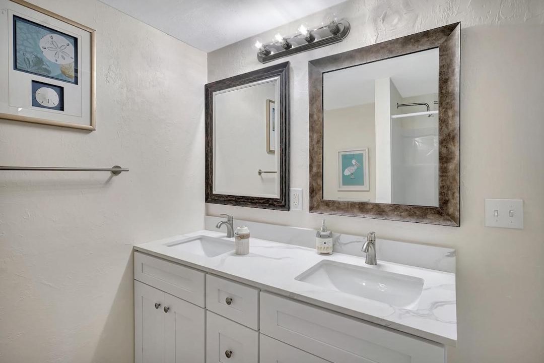 Photo of Bathroom in Truckland