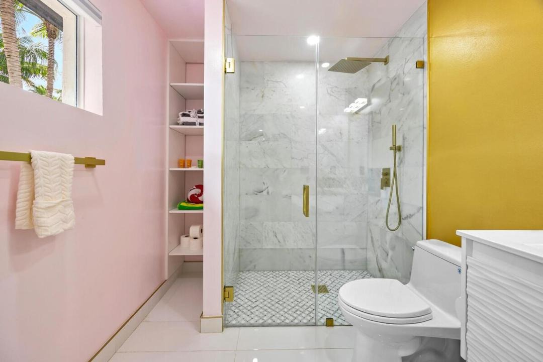 Photo of Bathroom in Tamarac