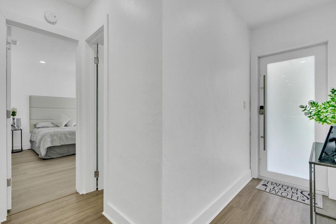 Photo of Bedroom in Kendale Lakes