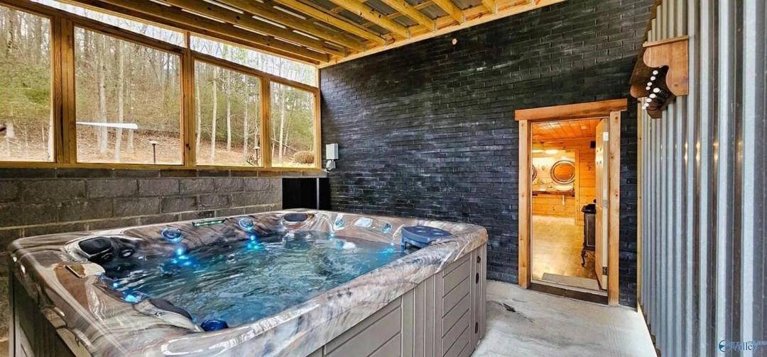 Photo of Bathroom in Scottsboro