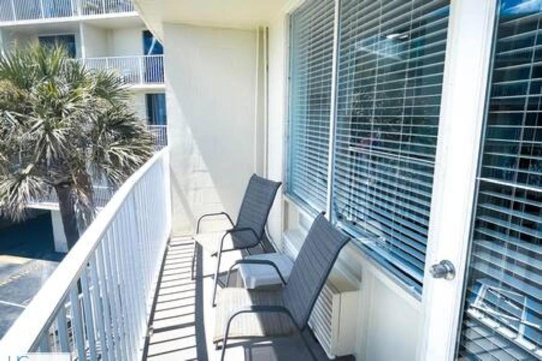 Photo of Patio Balcony in Bostwick Park