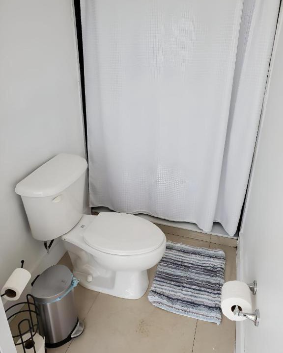Photo of Bathroom in Tamiami