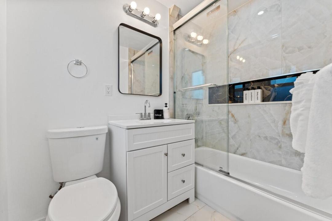 Photo of Bathroom in Middle River Terrace