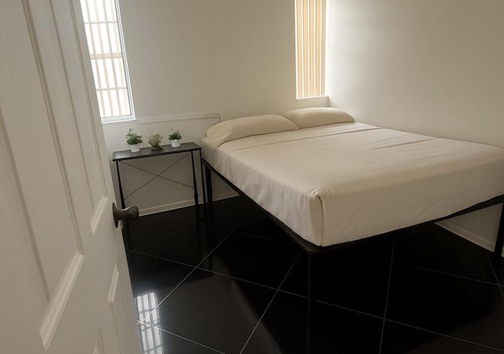 Photo of Bedroom in Midtown