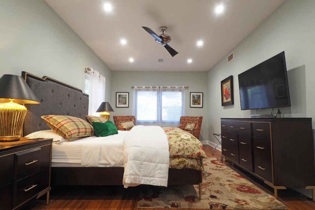 Photo of Bedroom in Harbor Beach