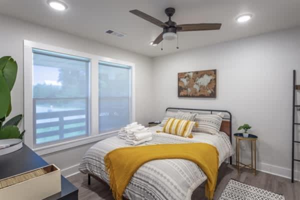 Photo of Bedroom in Carrabelle