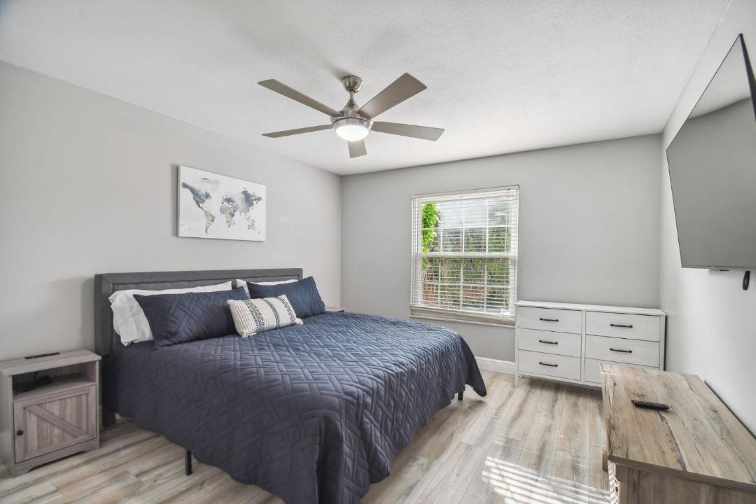 Photo of Bedroom in Beach Park