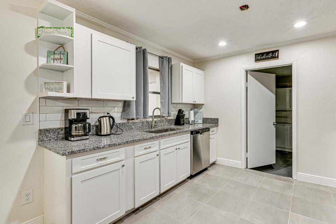 Photo of Kitchen in Seffner Community Alliance