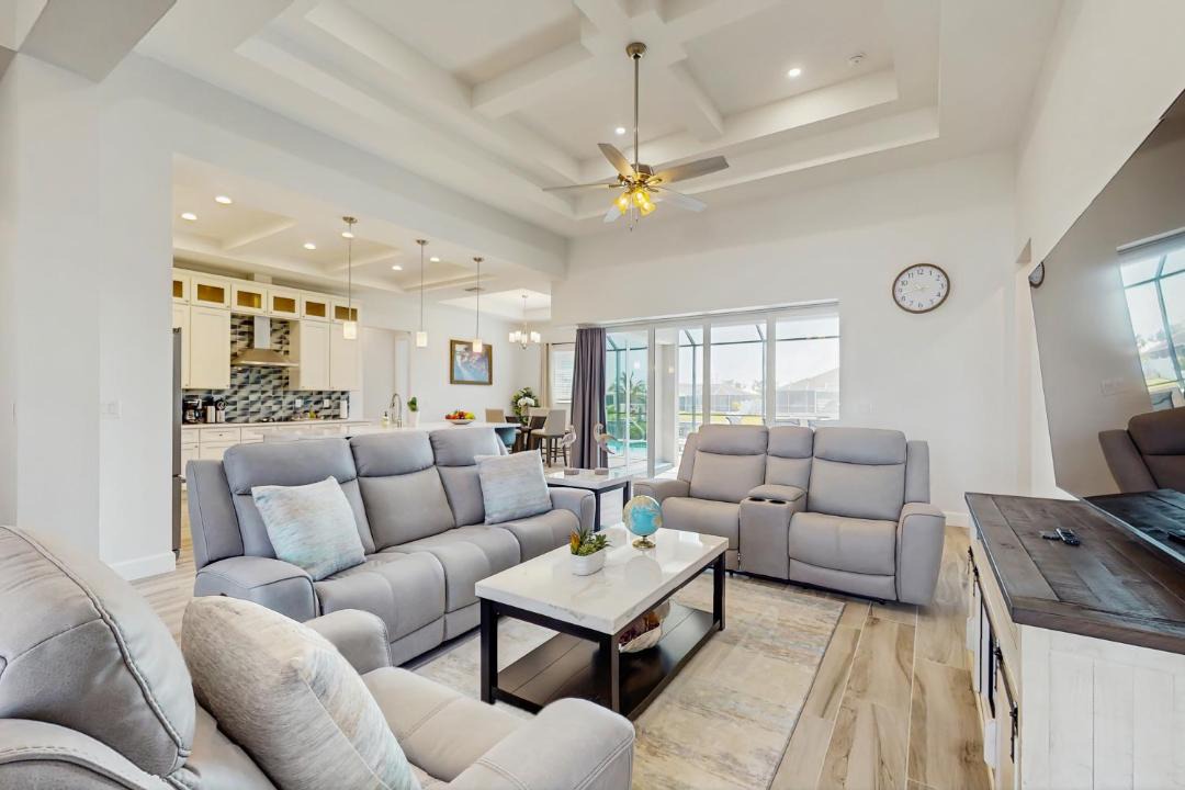 Photo of Livingroom in Gulf Cove