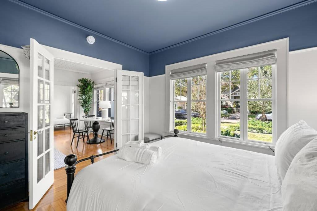 Photo of Bedroom in Hyde Park