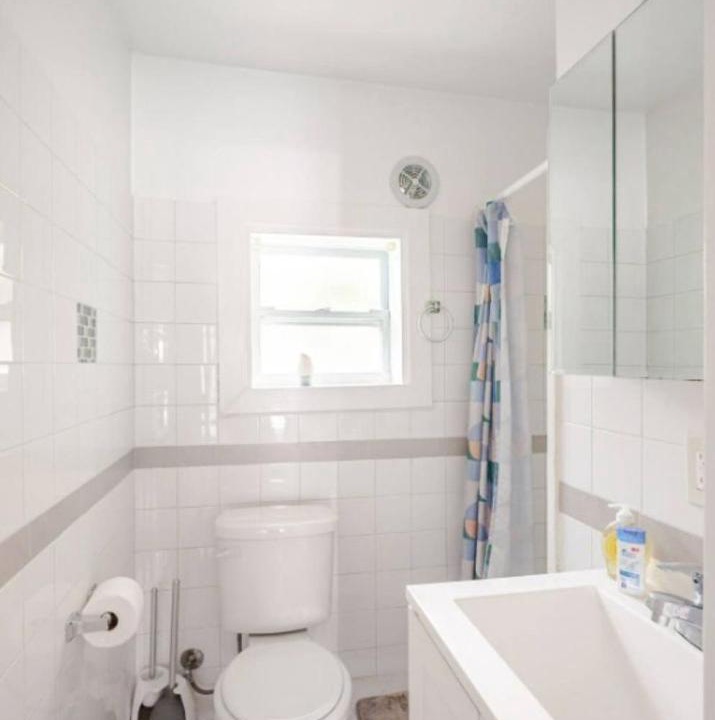 Photo of Bathroom in Florida Ridge