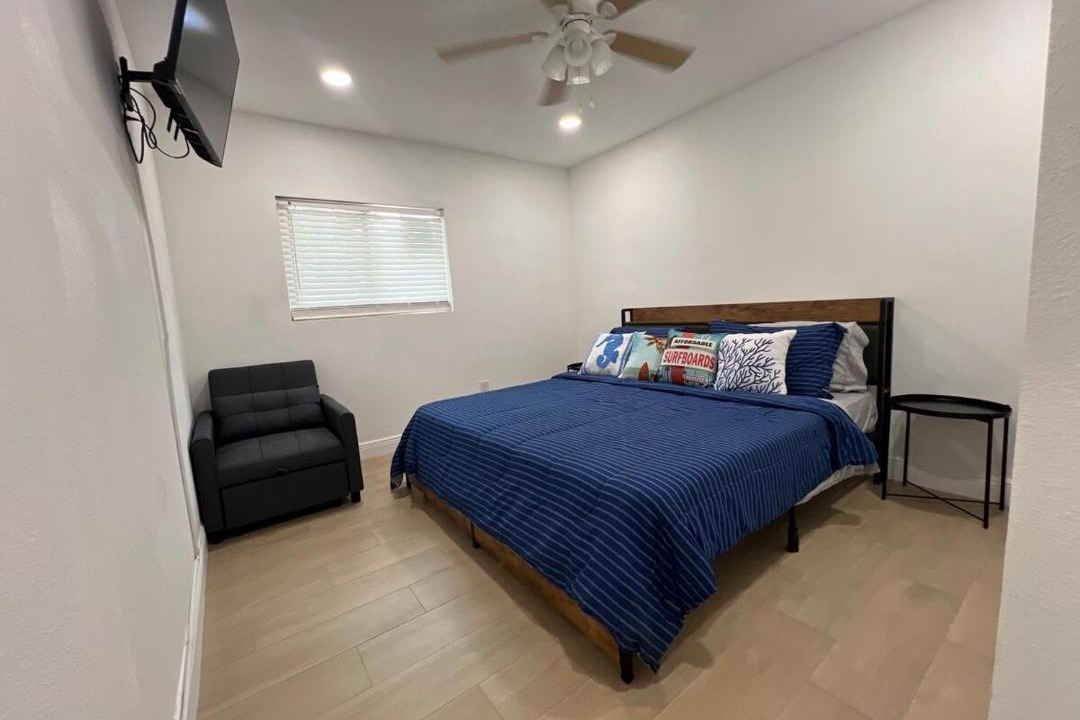 Photo of Bedroom in North Hyde Park