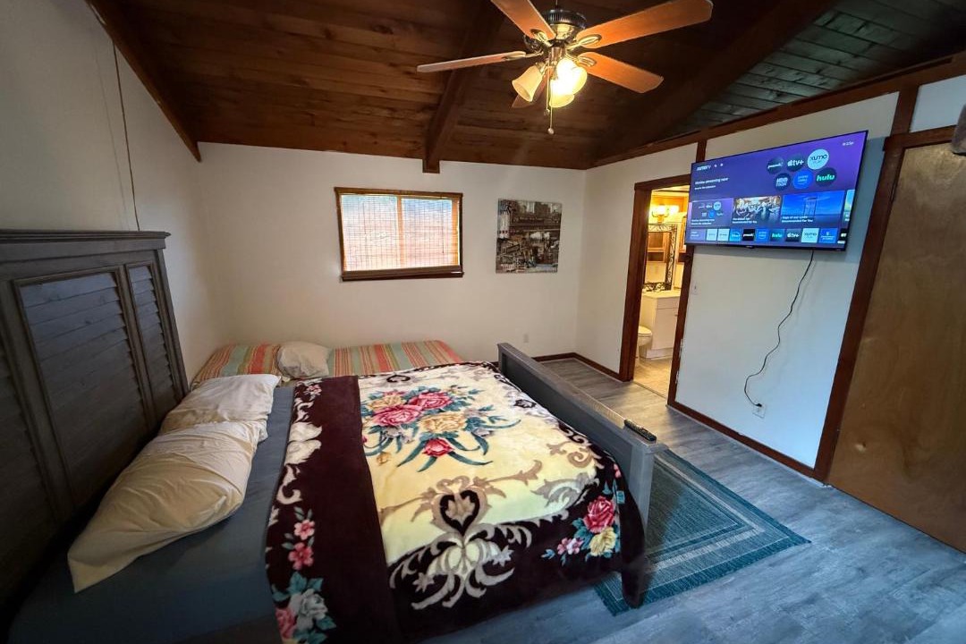 Photo of Bedroom in Indian River Estates
