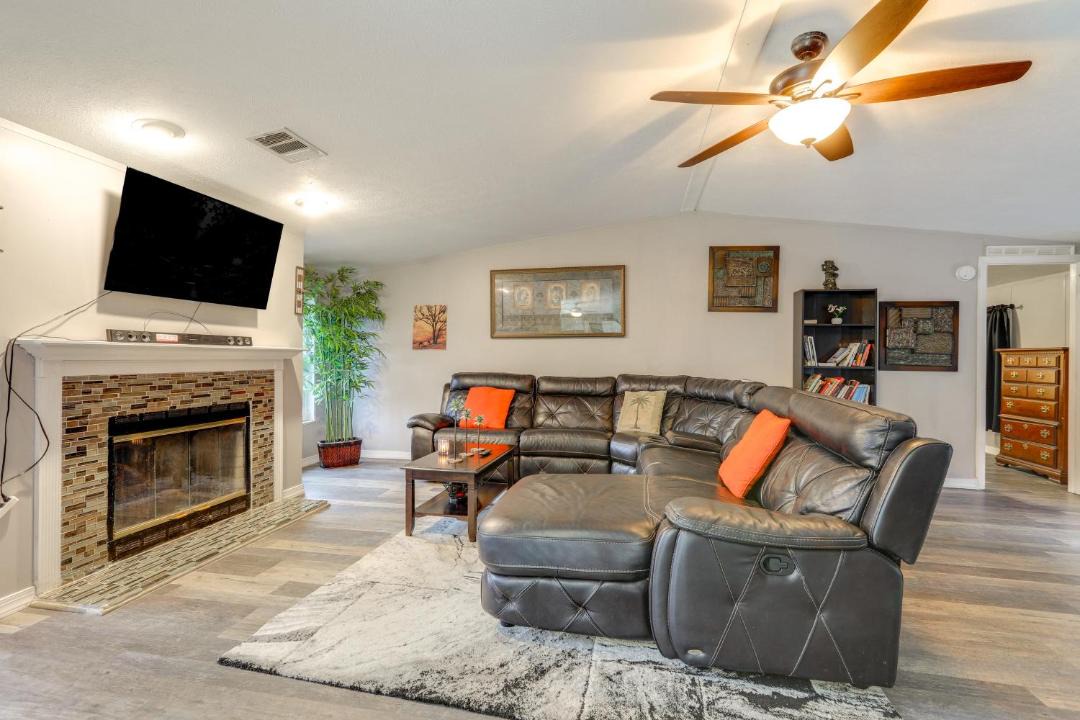 Photo of Livingroom in Palm City
