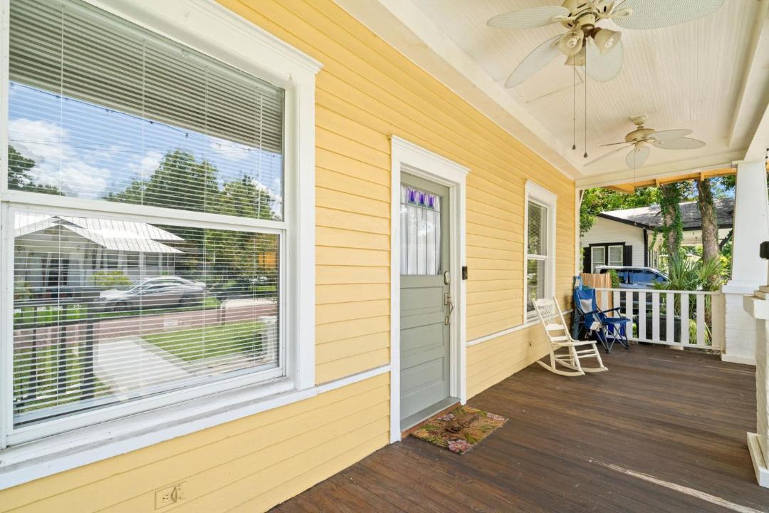 Photo of Patio Balcony in Dixieland