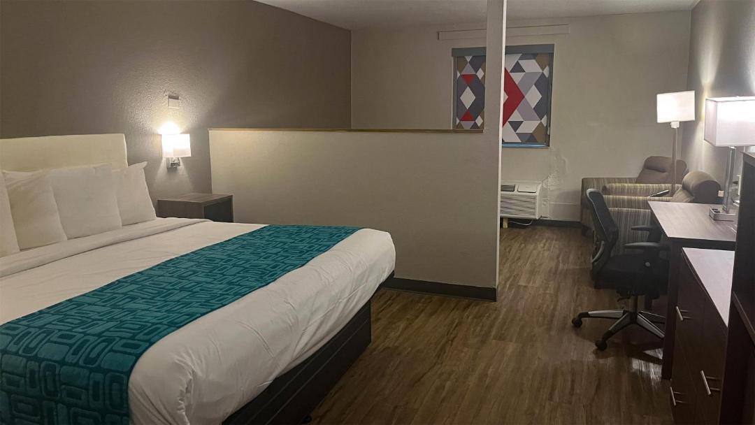 Photo of Bedroom in Lake City