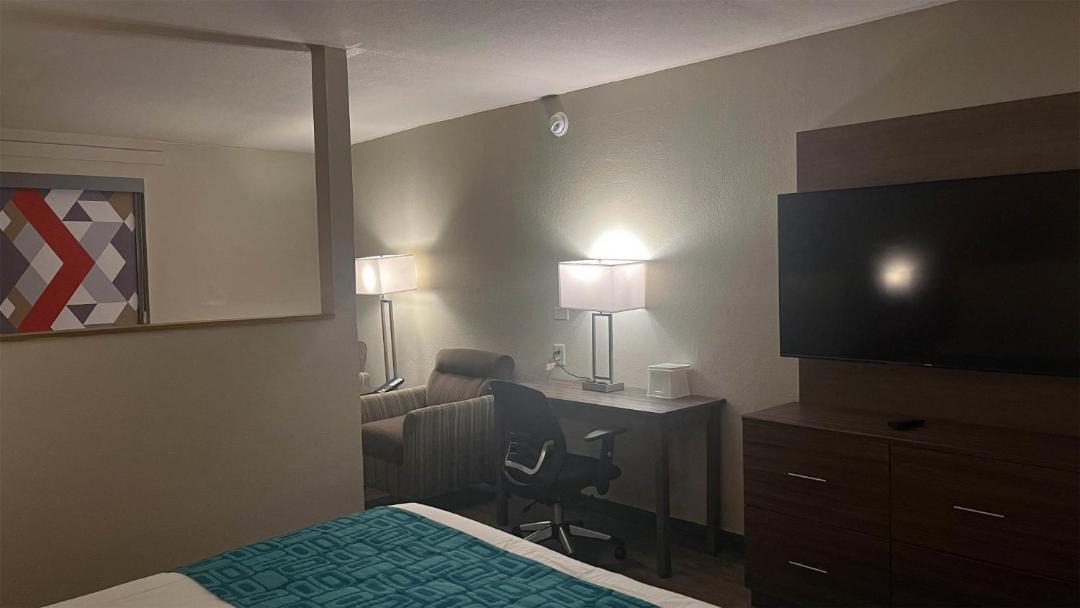Photo of Bedroom in Lake City