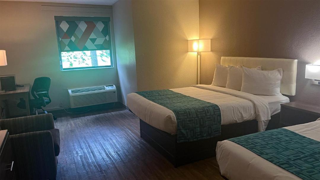 Photo of Bedroom in Lake City