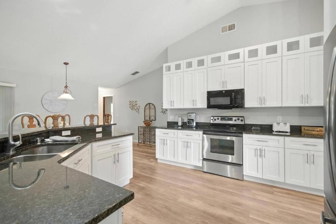 Photo of Kitchen in Indian Trails