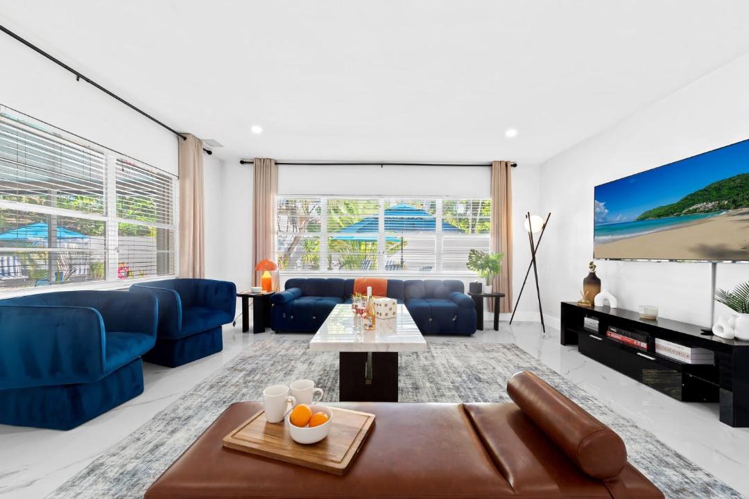 Photo of Livingroom in Harbor Beach