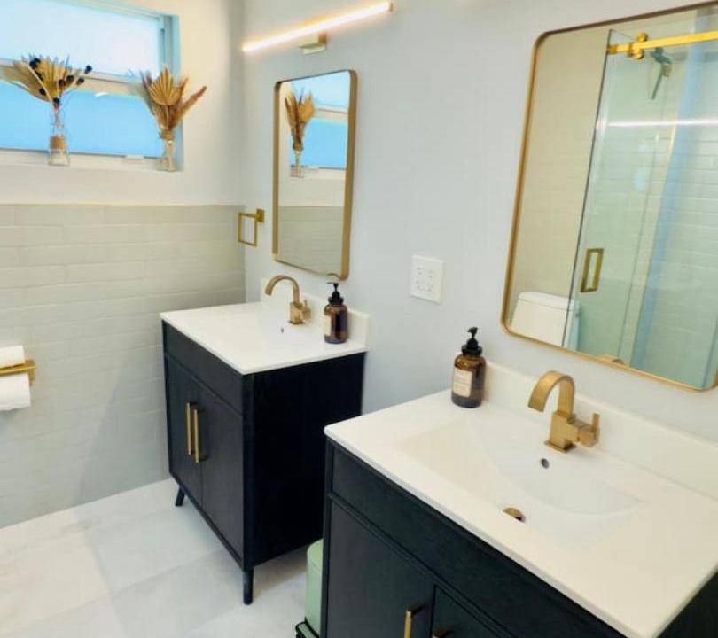 Photo of Bathroom in Lake Clarke Shores