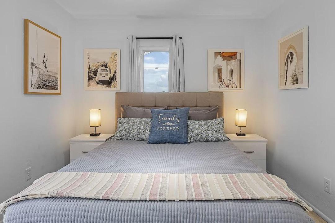 Photo of Bedroom in Pelican