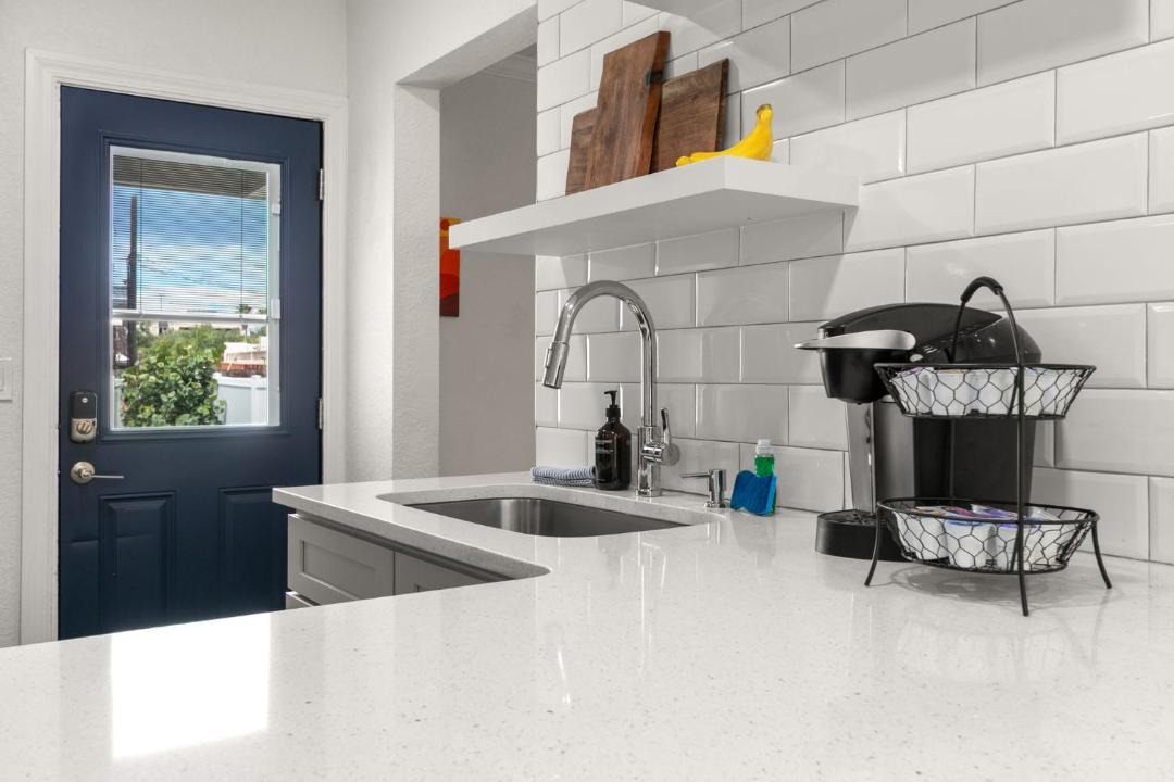 Photo of Kitchen in Courier City - Oscawana