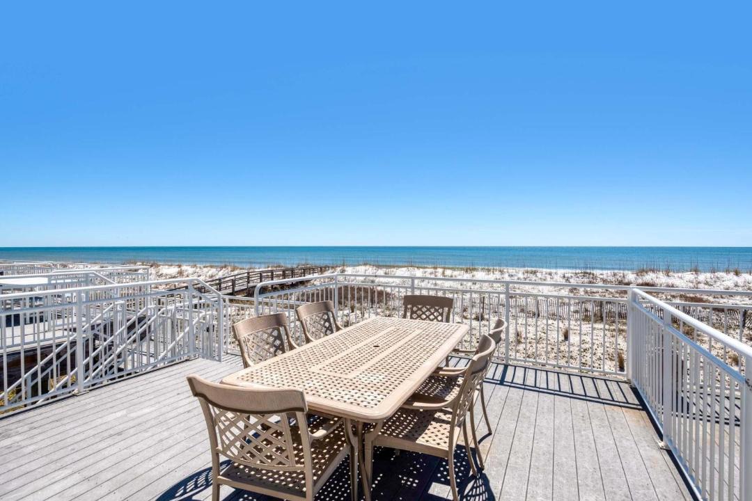 Photo of Patio Balcony in White Sands