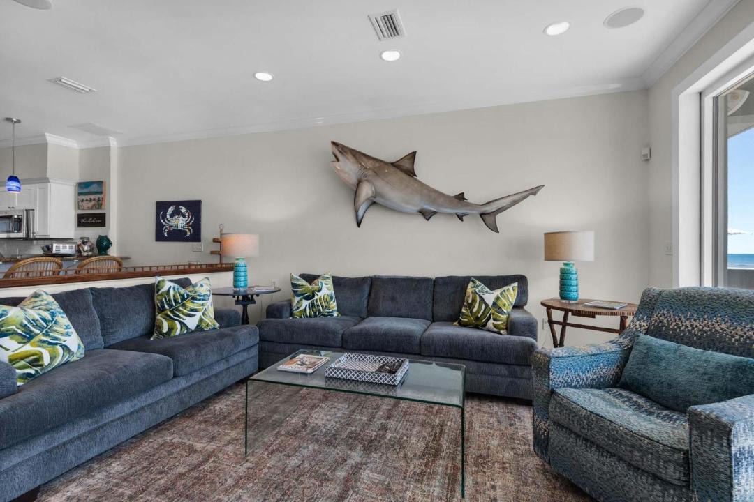 Photo of Livingroom in White Sands