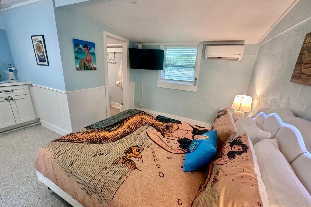 Photo of Bedroom in Weeki Wachee Gardens