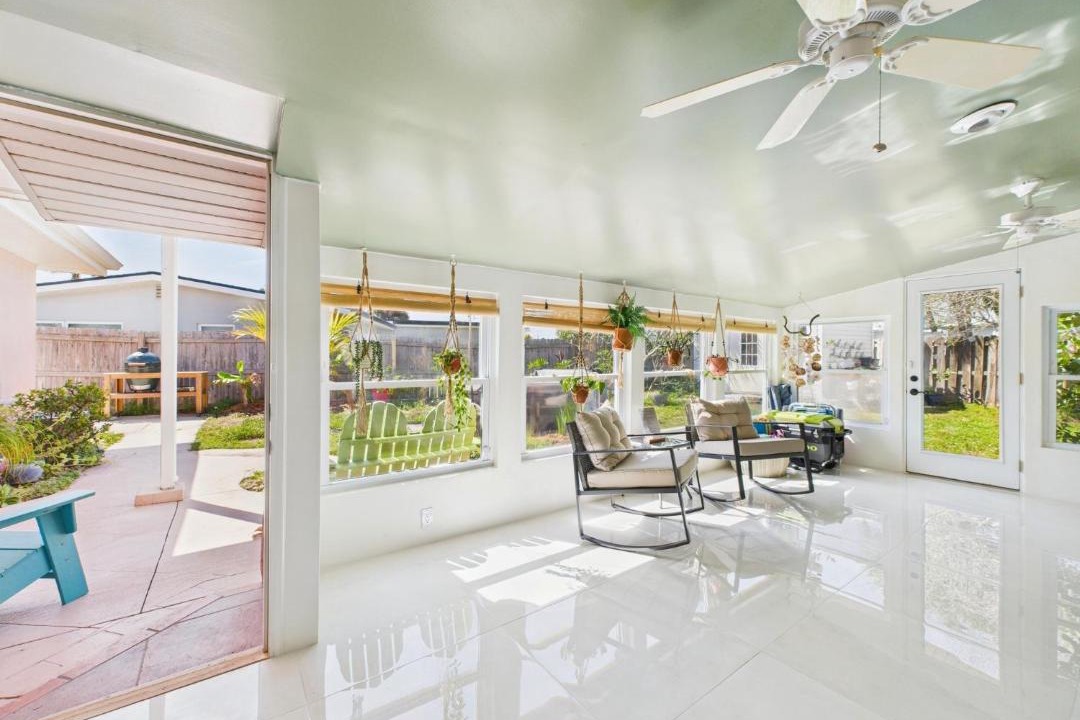 Photo of Patio Balcony in Surfside Estates