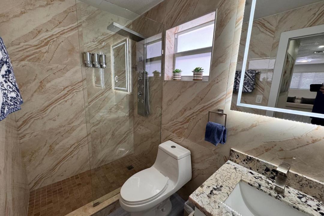 Photo of Bathroom in Flagami