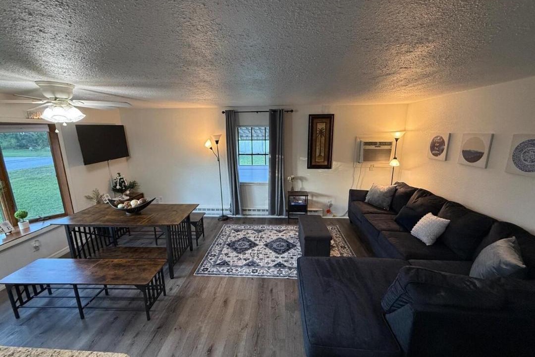Photo of Livingroom in Auburndale