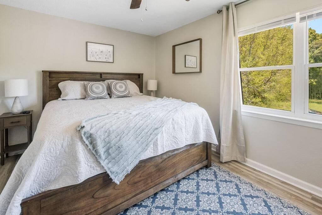 Photo of Bedroom in Grand Bay
