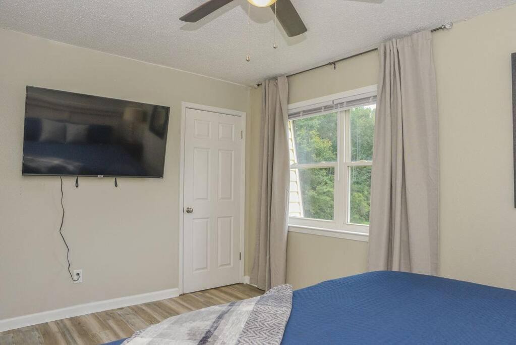 Photo of Bedroom in Grand Bay