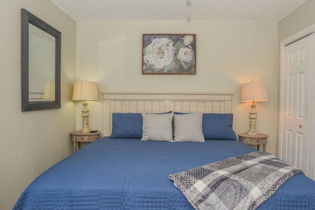 Photo of Bedroom in Grand Bay
